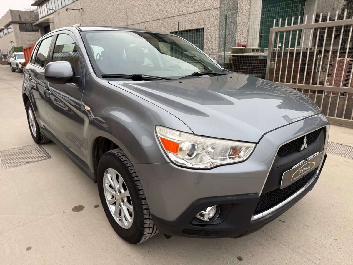 Mitsubishi ASX 1.6 2WD Intense ClearTec Panoramic (2)