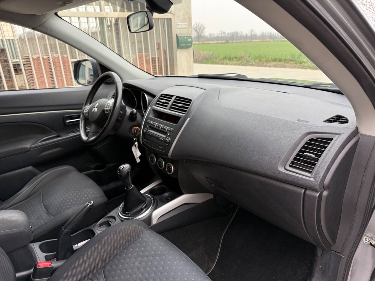 Mitsubishi ASX 1.6 2WD Intense ClearTec Panoramic (9)