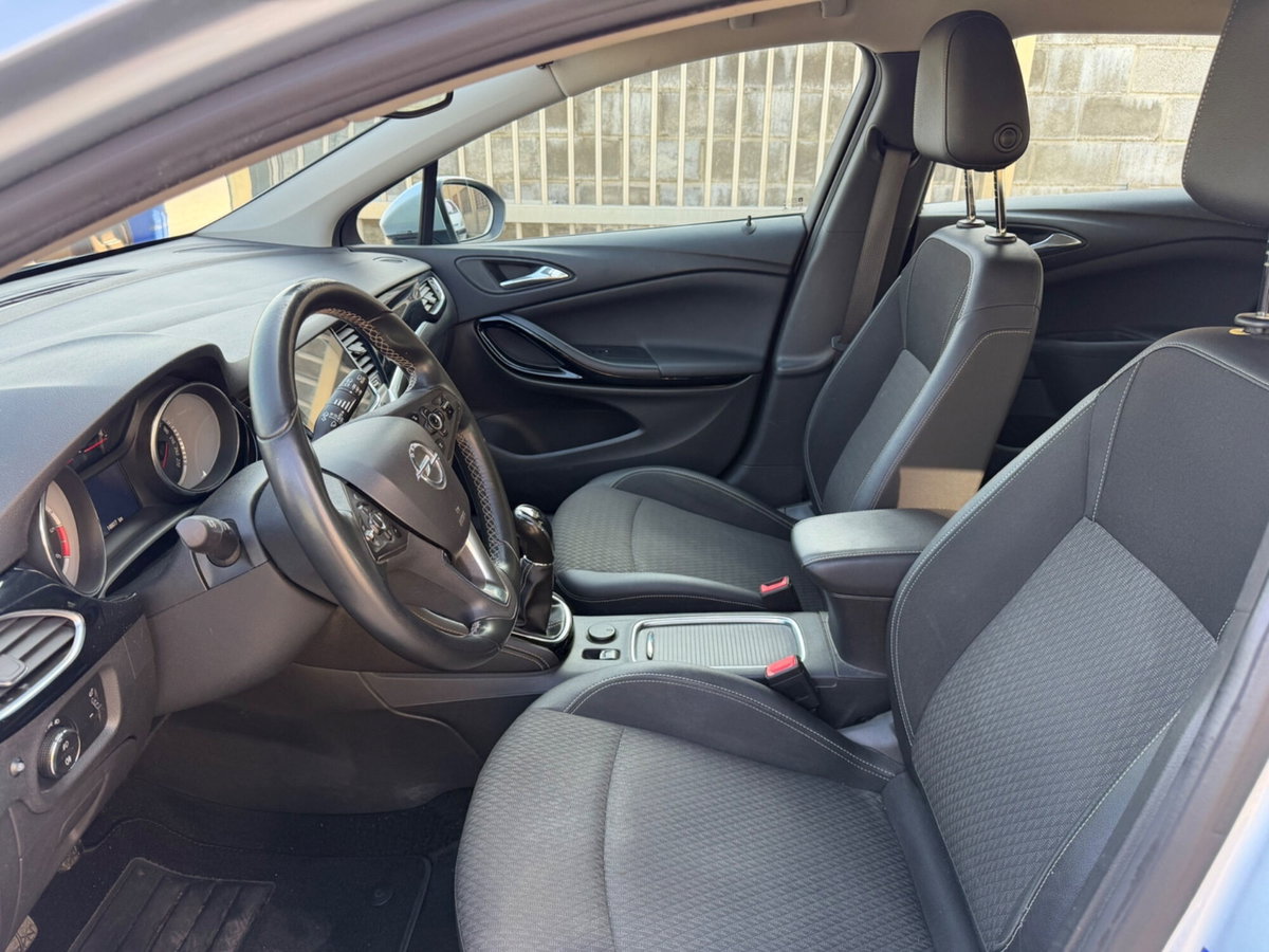 Opel Astra Station Wagon 1.6 CDTi 110CV Start&Stop Sports Business (8)