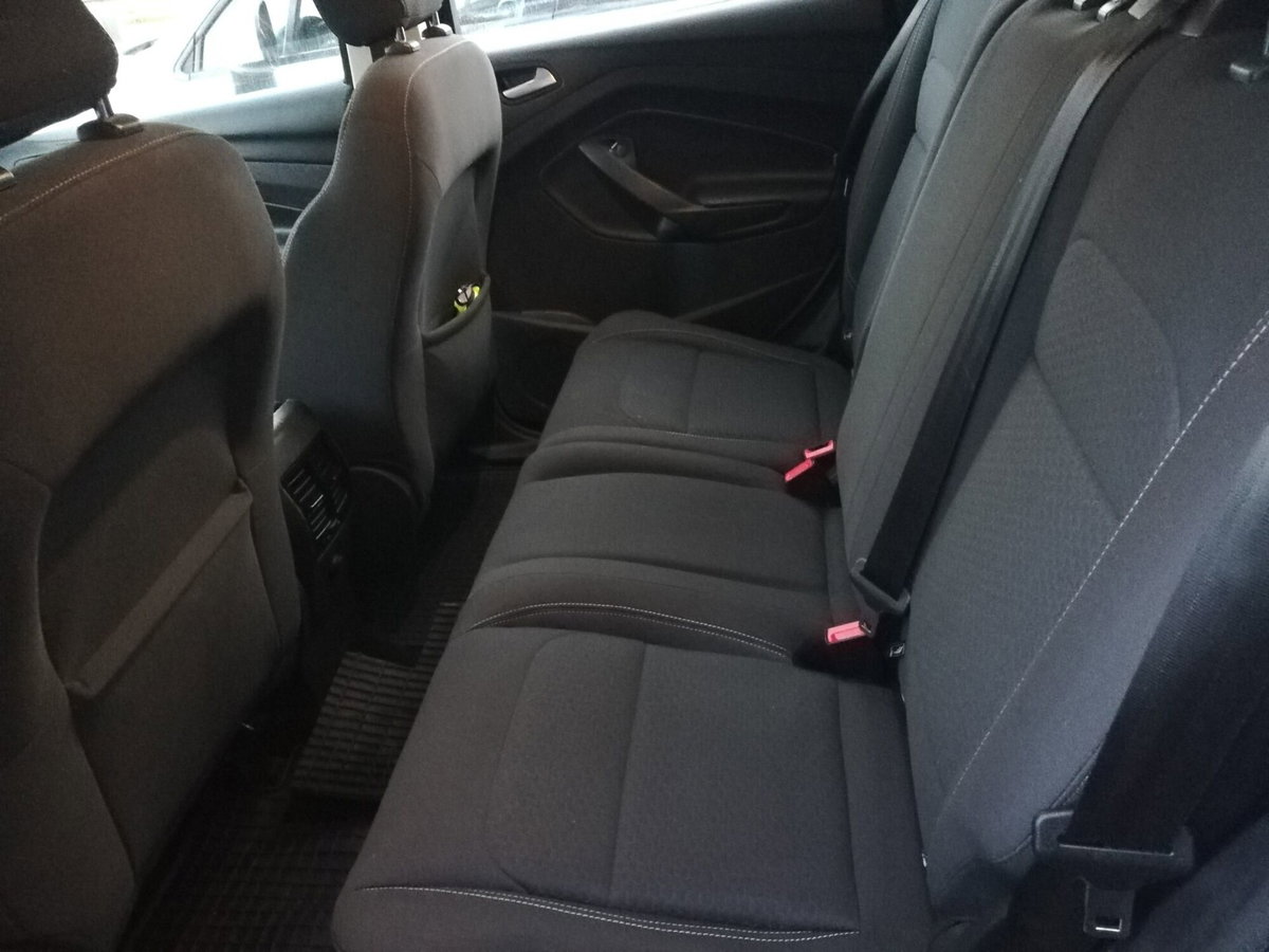 Ford Kuga 2.0 TDCI 120 CV S&S 2WD Titanium (12)