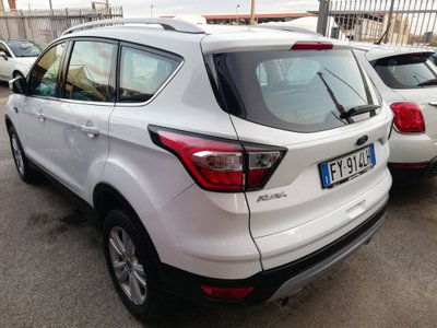 Ford Kuga 2.0 TDCI 120 CV S&S 2WD Powershift Titanium (3)