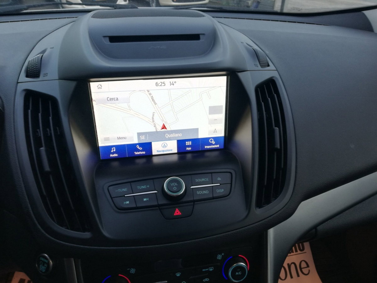 Ford Kuga 2.0 TDCI 120 CV S&S 2WD Titanium (9)