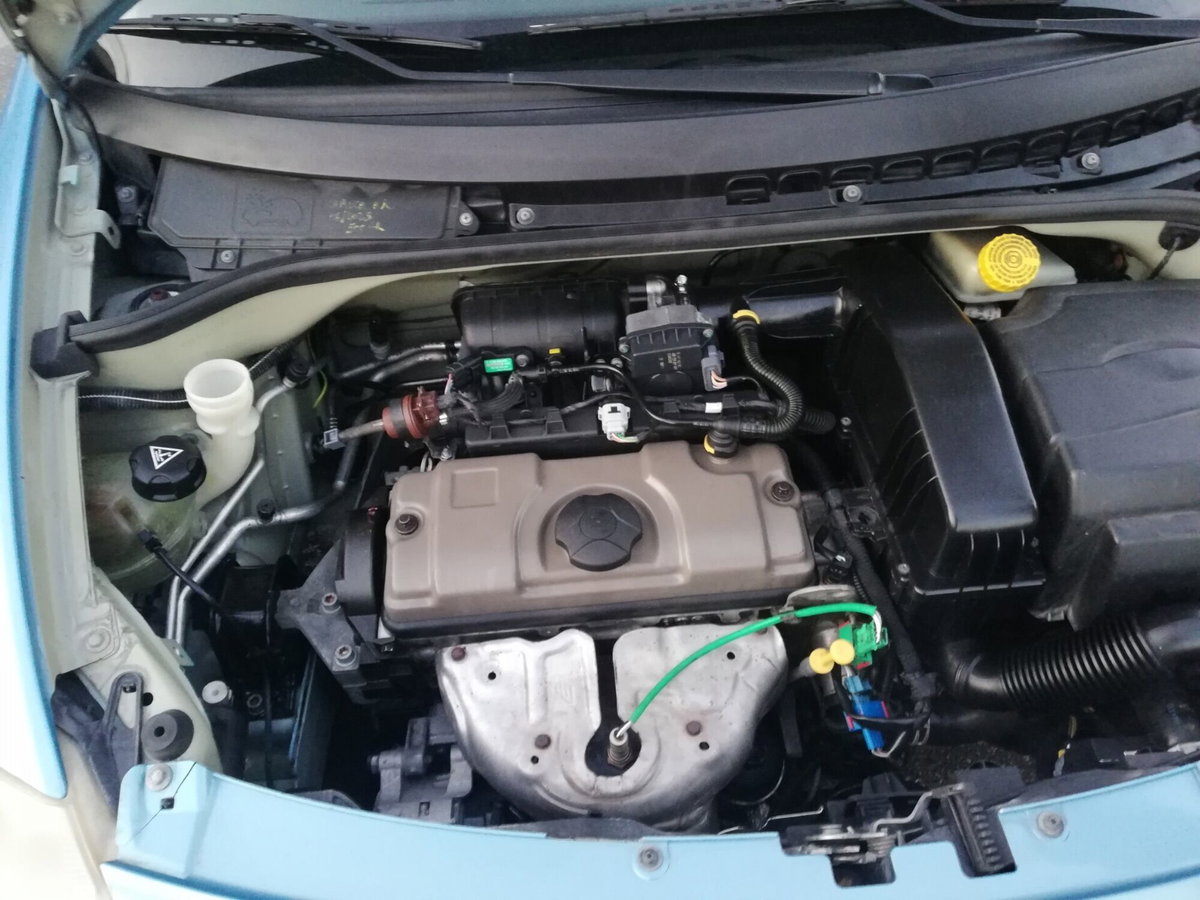 Citroen C3 1.4 Exclusive (16)