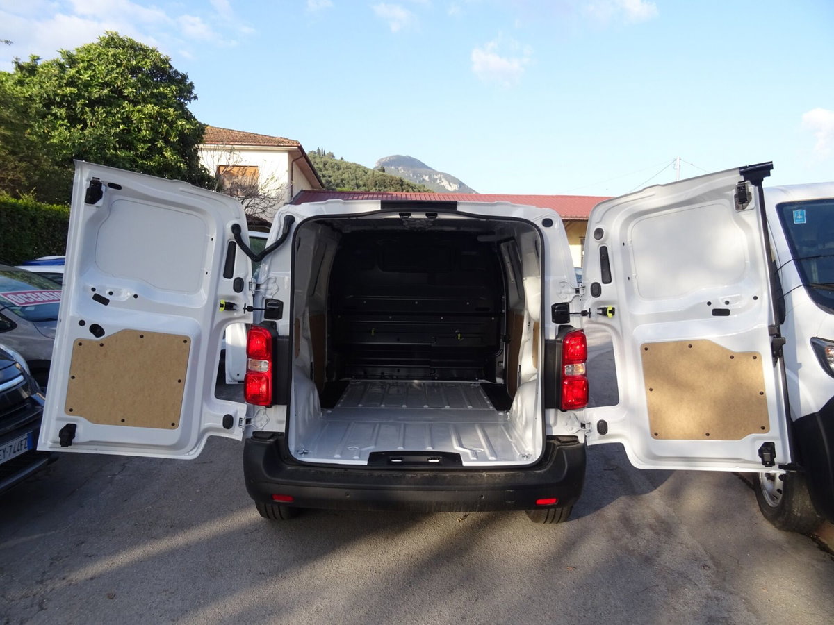 Peugeot Expert Furgone BlueHDi 120 S&S PL-TN Furgone Premium Standard (10)