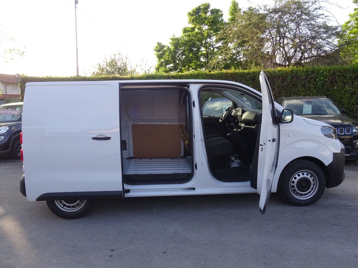 Peugeot Expert Furgone BlueHDi 120 S&S PL-TN Furgone Premium Standard (12)