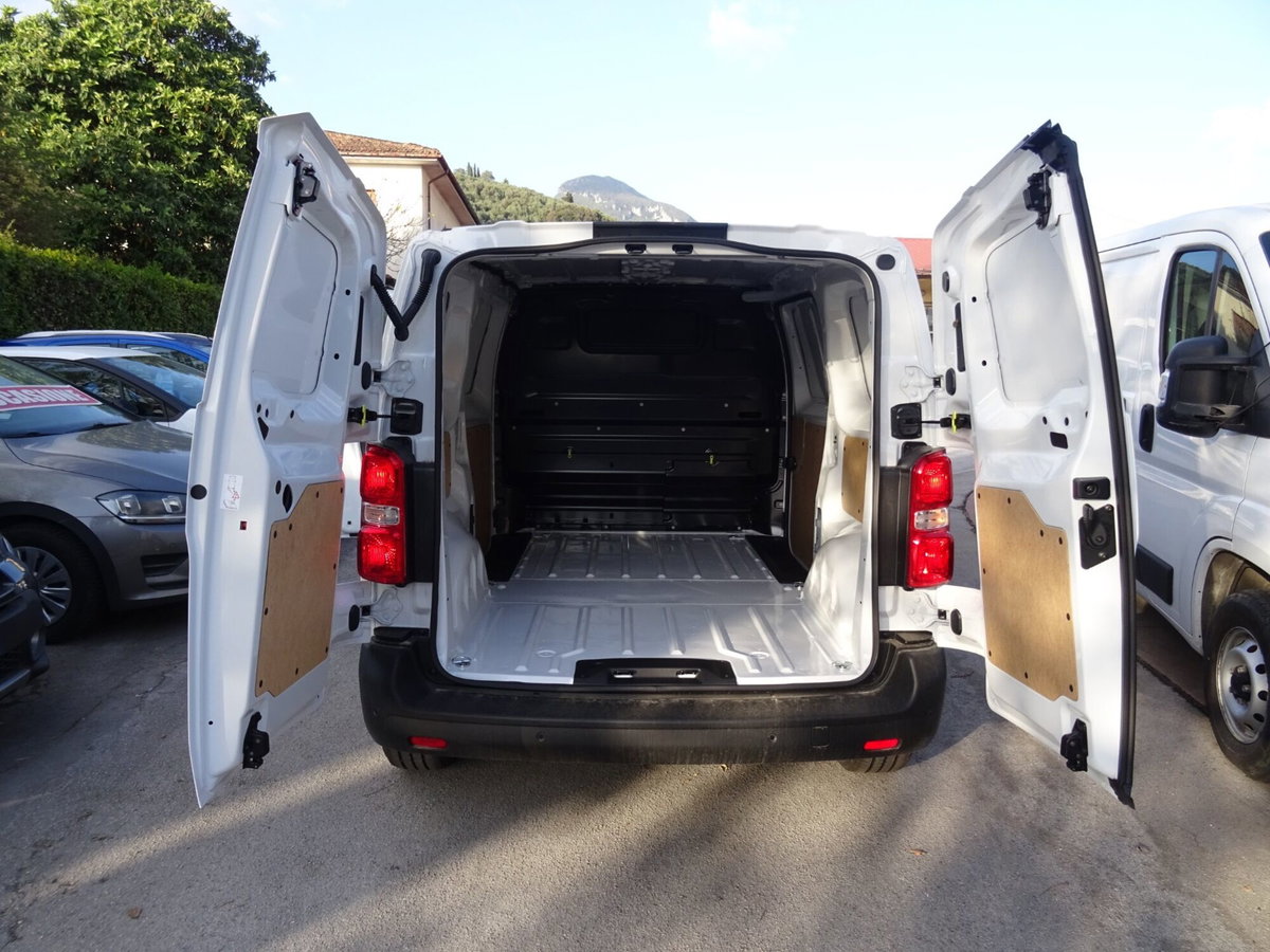 Peugeot Expert Furgone BlueHDi 120 S&S PL-TN Furgone Premium Standard (9)