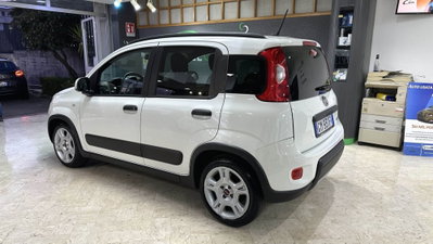 Fiat Panda 1.0 FireFly S&S Hybrid City Cross (4)