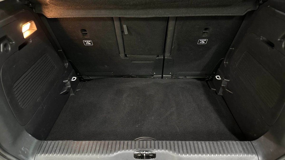 Citroen C3 Aircross BlueHDi 110 S&S Shine Pack (16)