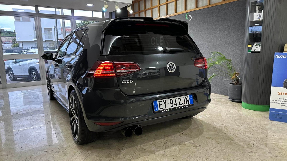Volkswagen Golf GTD 2.0 TDI 5p. BlueMotion Technology (5)