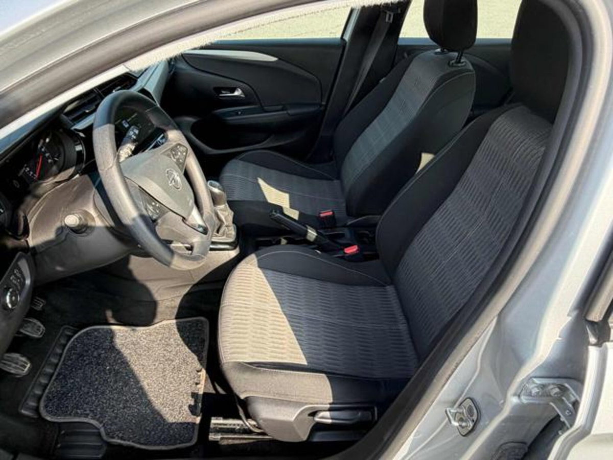 Opel Corsa 1.2 Elegance (11)