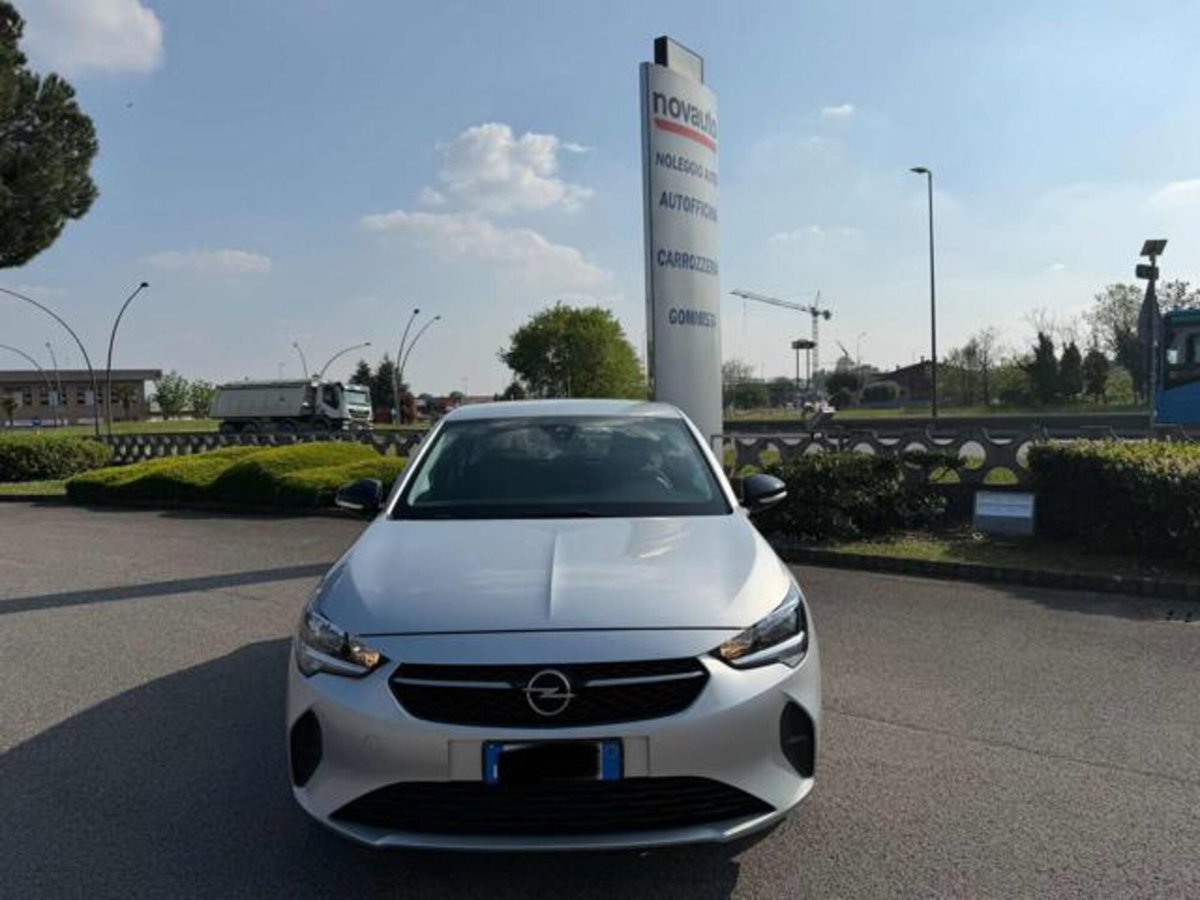 Opel Corsa 1.2 Elegance (2)
