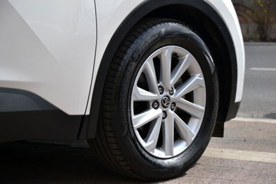 Toyota Toyota C-HR 1.8 hv Lounge fwd e-cvt (18)