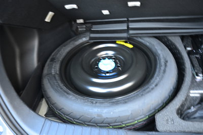 Toyota Toyota C-HR 1.8 hv Lounge fwd e-cvt (10)