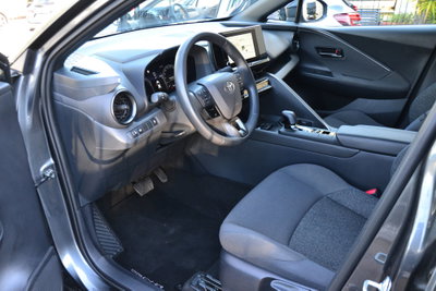 Toyota Toyota C-HR 1.8 hv Lounge fwd e-cvt (6)