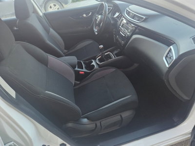 Nissan Qashqai 1.5 dCi Visia (19)