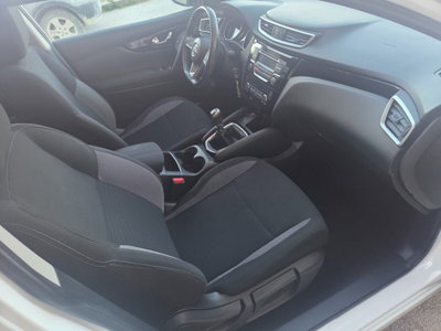 Nissan Qashqai 1.5 dCi Visia (20)