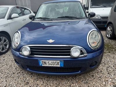 MINI Mini 1.6 16V Cooper (5)