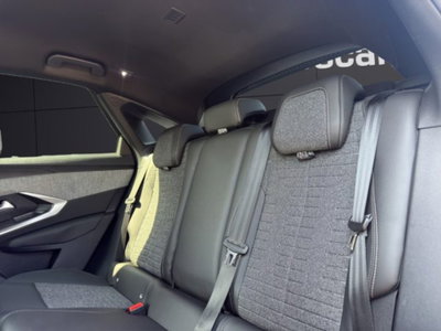 Peugeot 3008 1.2 hybrid Allure Business 145cv e-dcs6 (13)