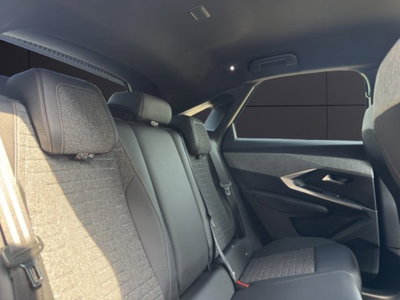 Peugeot 3008 1.2 hybrid Allure Business 145cv e-dcs6 (19)
