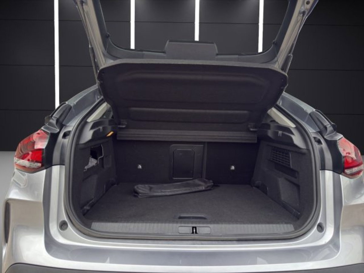 Citroen C4 PureTech 130 S&S EAT8 Shine (20)