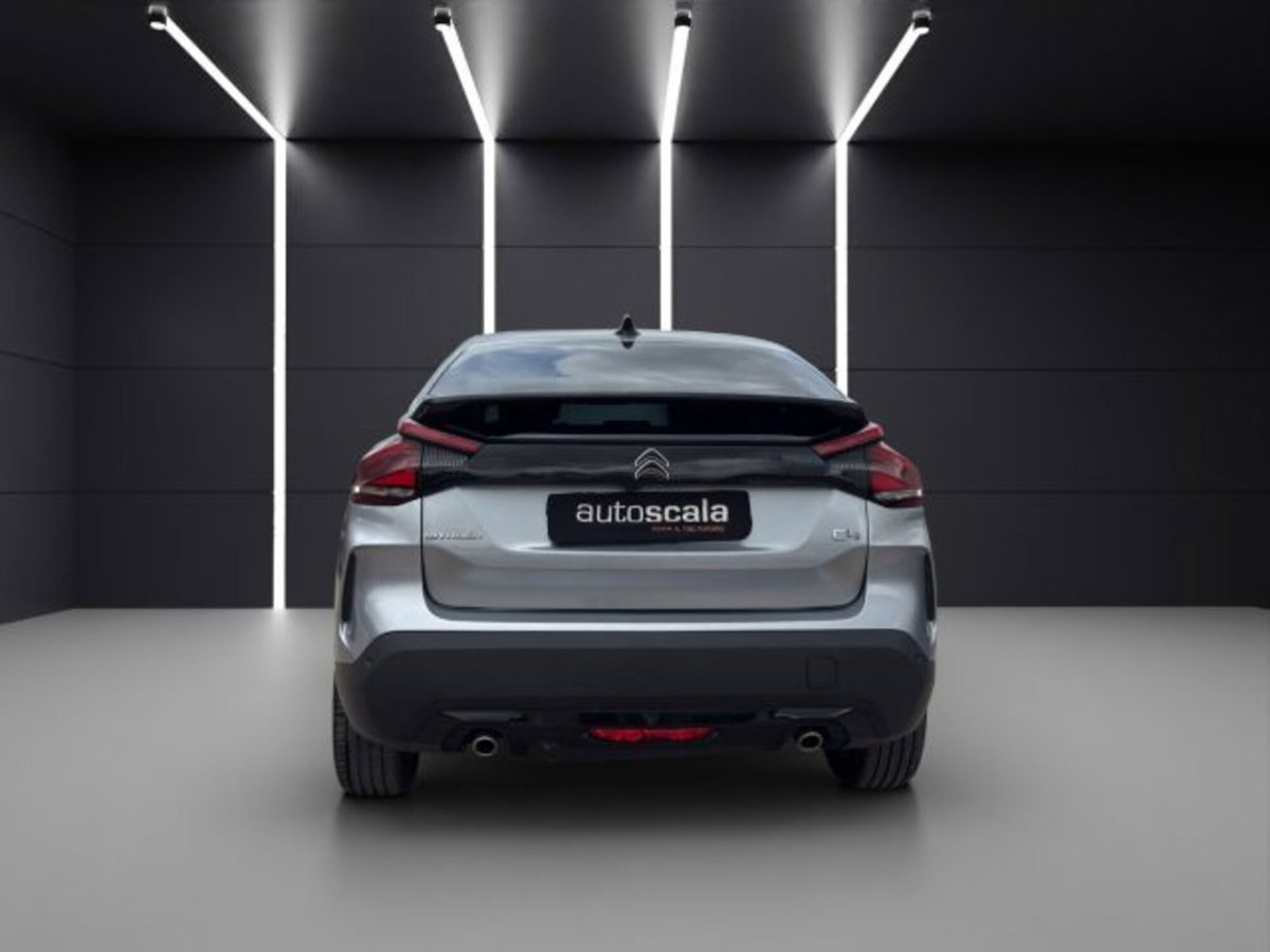 Citroen C4 PureTech 130 S&S EAT8 Shine (4)