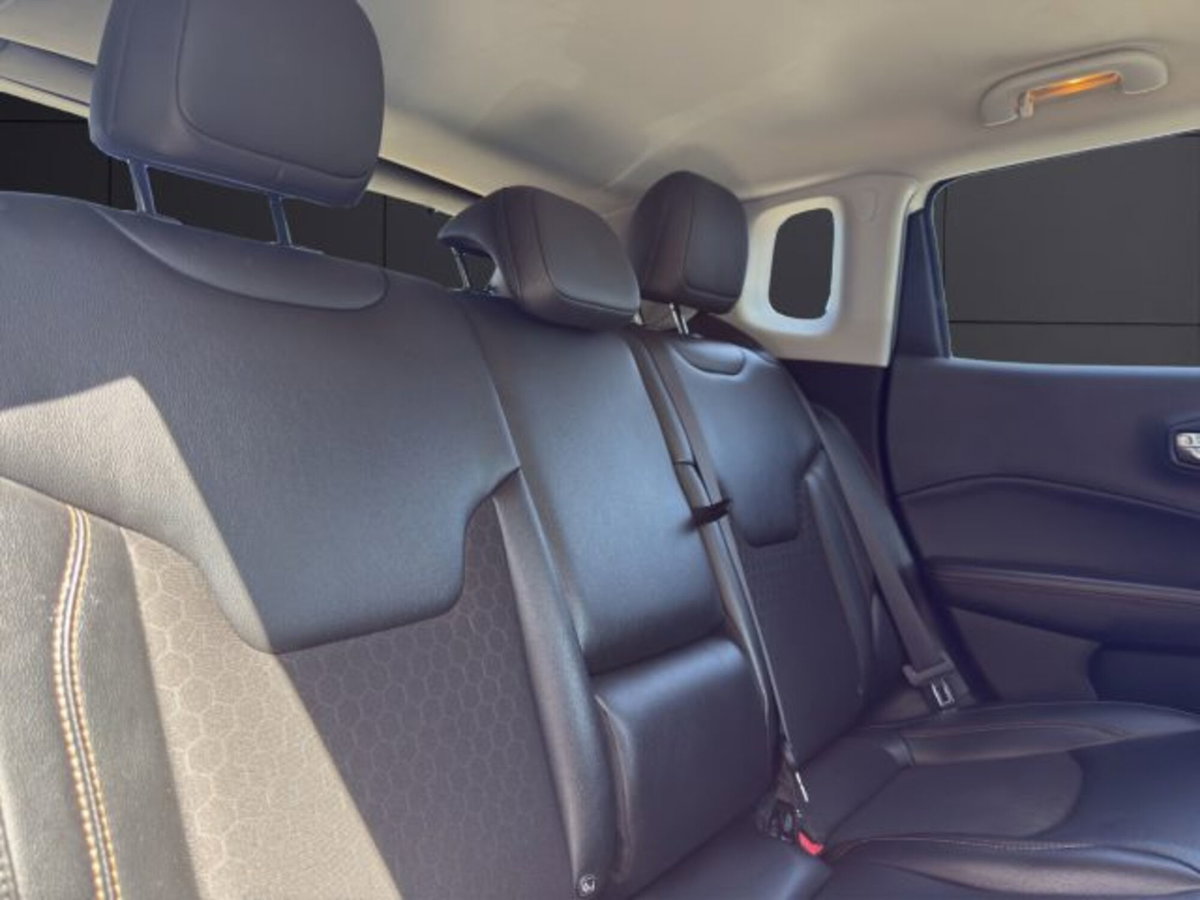 Jeep Compass 1.6 Multijet II 2WD Limited (19)