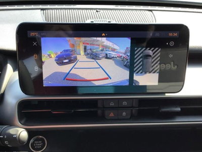 Jeep Avenger 1.2 turbo e-hybrid mhev Upland 4xe 145cv edct6 (11)
