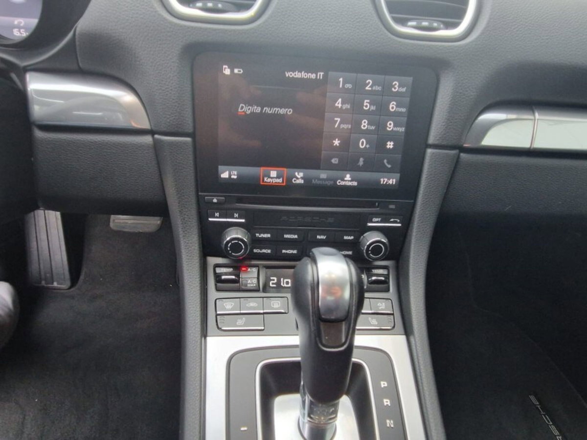 Porsche 718 Boxster  Boxster 2.0 300cv (12)