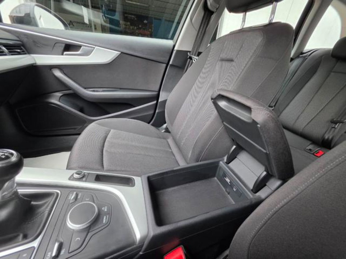 Audi A4 Avant 2.0 TFSI g-tron (11)