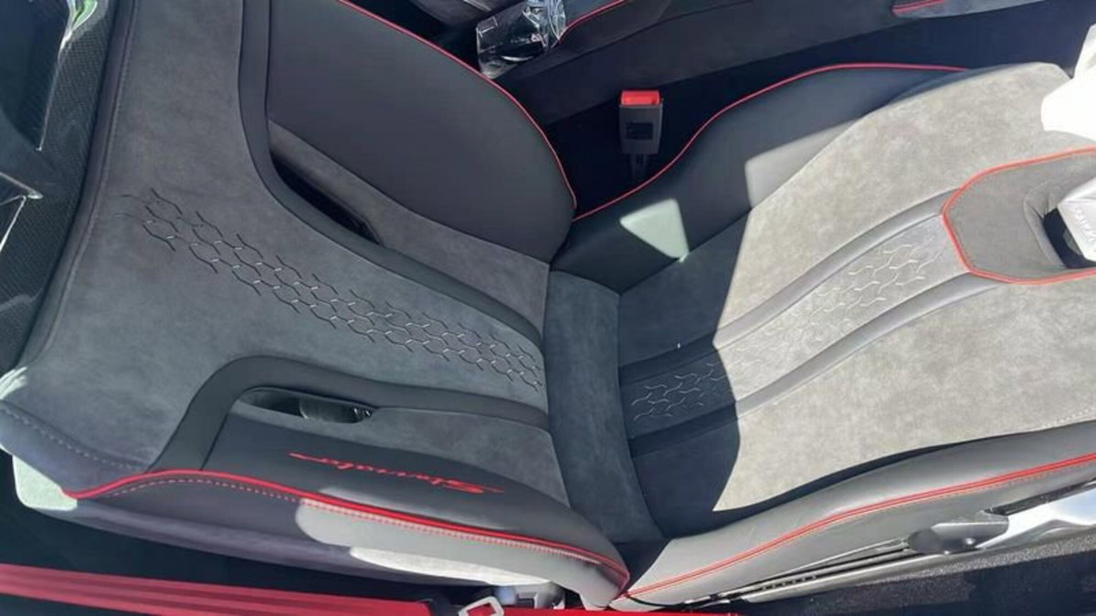 Lamborghini Huracán Coupé Sterrato 5.2 610 awd (8)