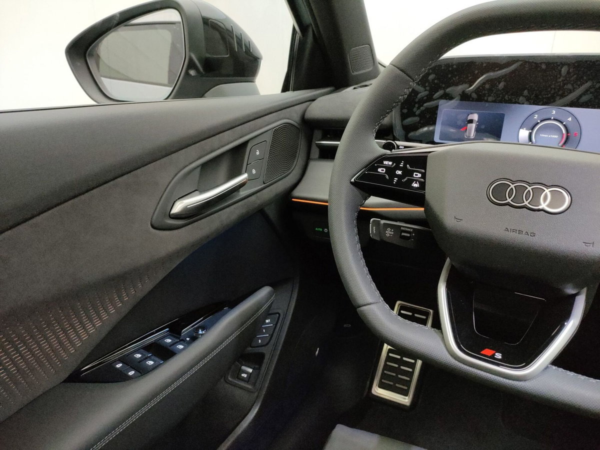 Audi Q3 Sportback 2.0 tdi S line edition 150cv s-tronic (16)