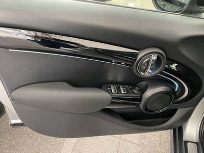 MINI Mini 1.5 Cooper Essential (12)