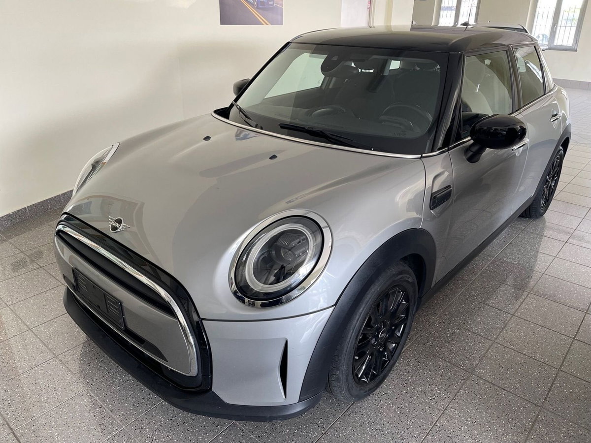 MINI Mini 1.5 Cooper Essential (2)