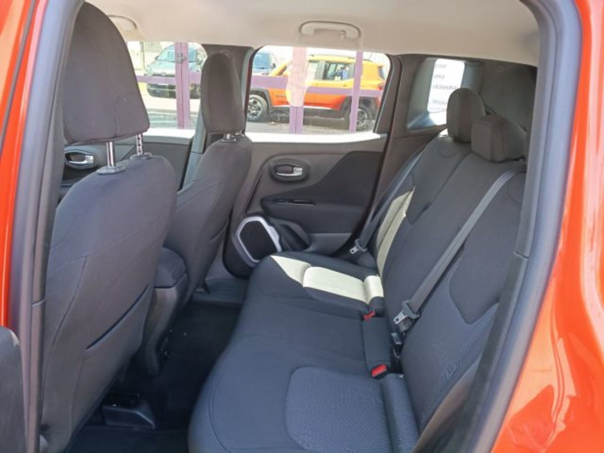 Jeep Renegade 1.4 MultiAir Longitude (13)