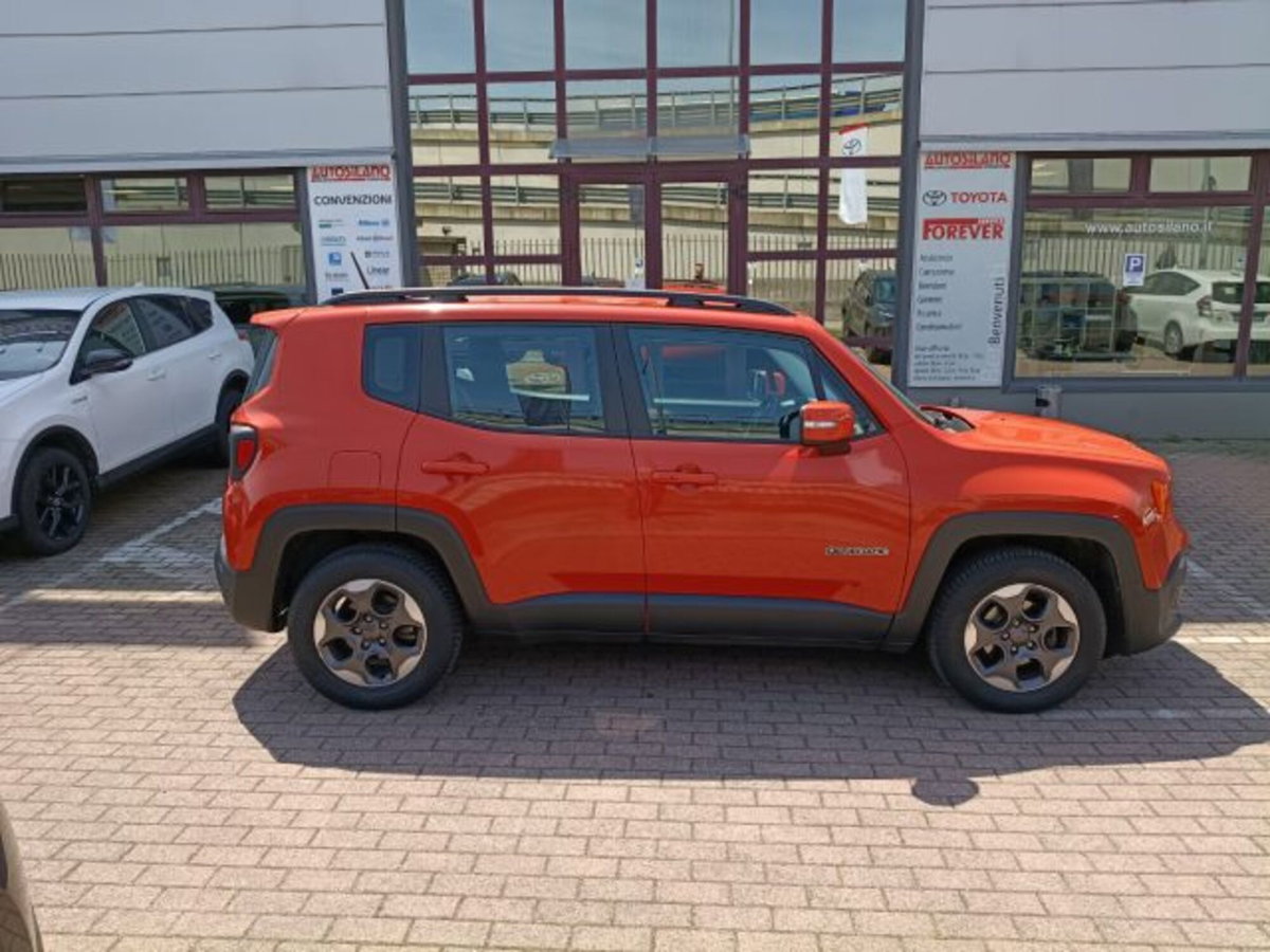 Jeep Renegade 1.4 MultiAir Longitude (4)