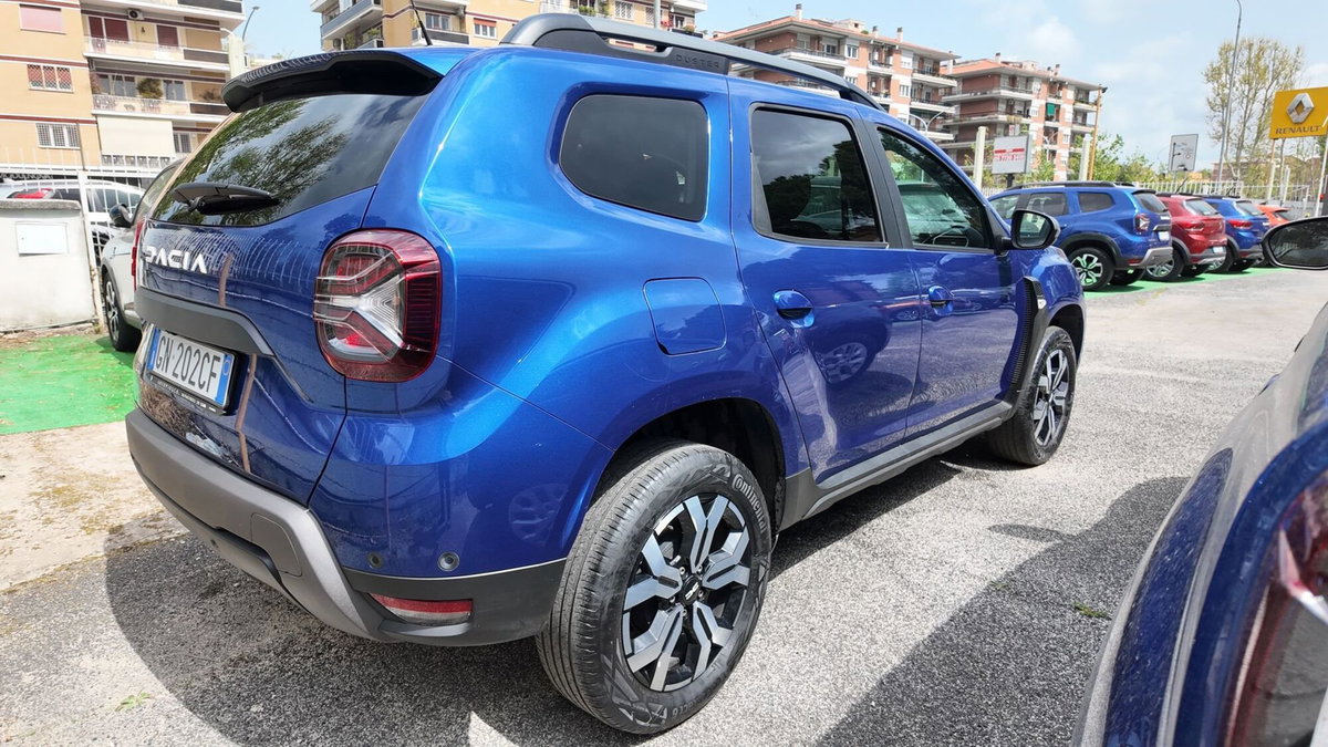 Dacia Duster 1.0 TCe 100 CV ECO-G 4x2 Prestige (4)