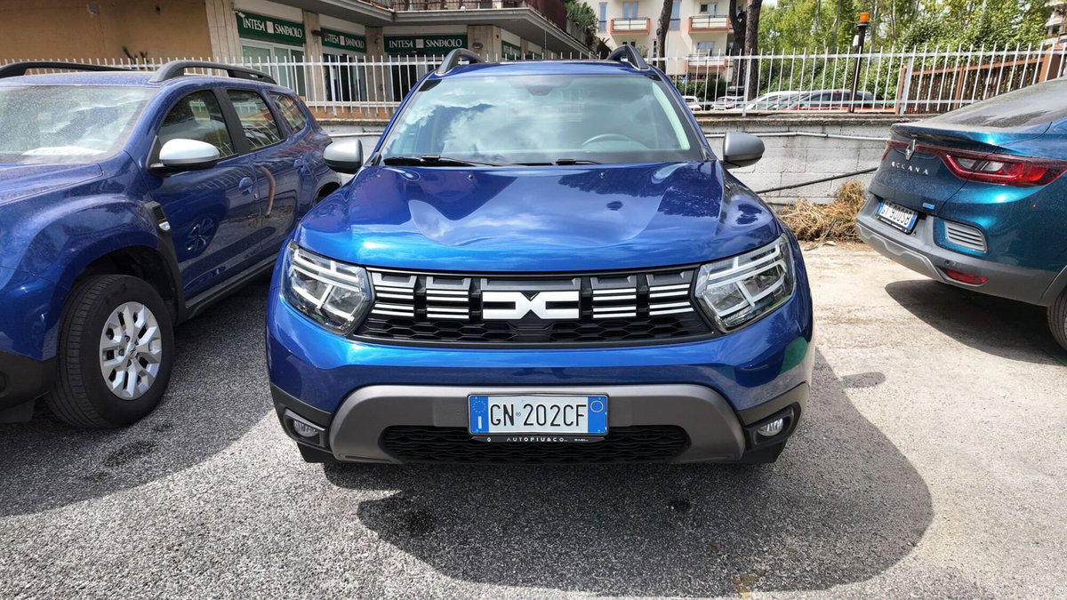 Dacia Duster 1.0 TCe 100 CV ECO-G 4x2 Prestige (5)