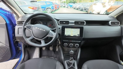 Dacia Duster 1.0 TCe 100 CV ECO-G 4x2 Prestige (9)