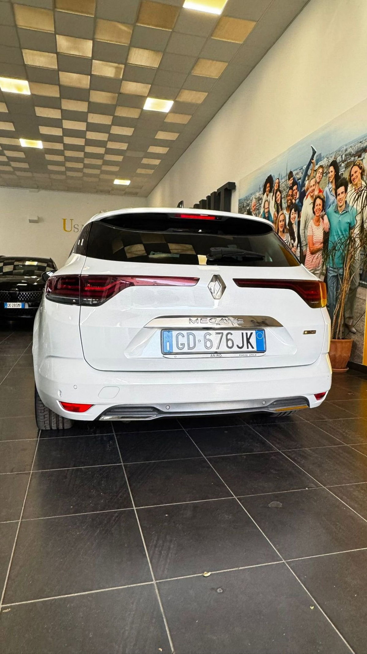 Renault Mégane Sporter Plug-in Hybrid E-TECH 160 R.S. Line (2)