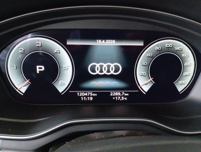 Audi A4 Avant 30 TDI S tronic Business (14)