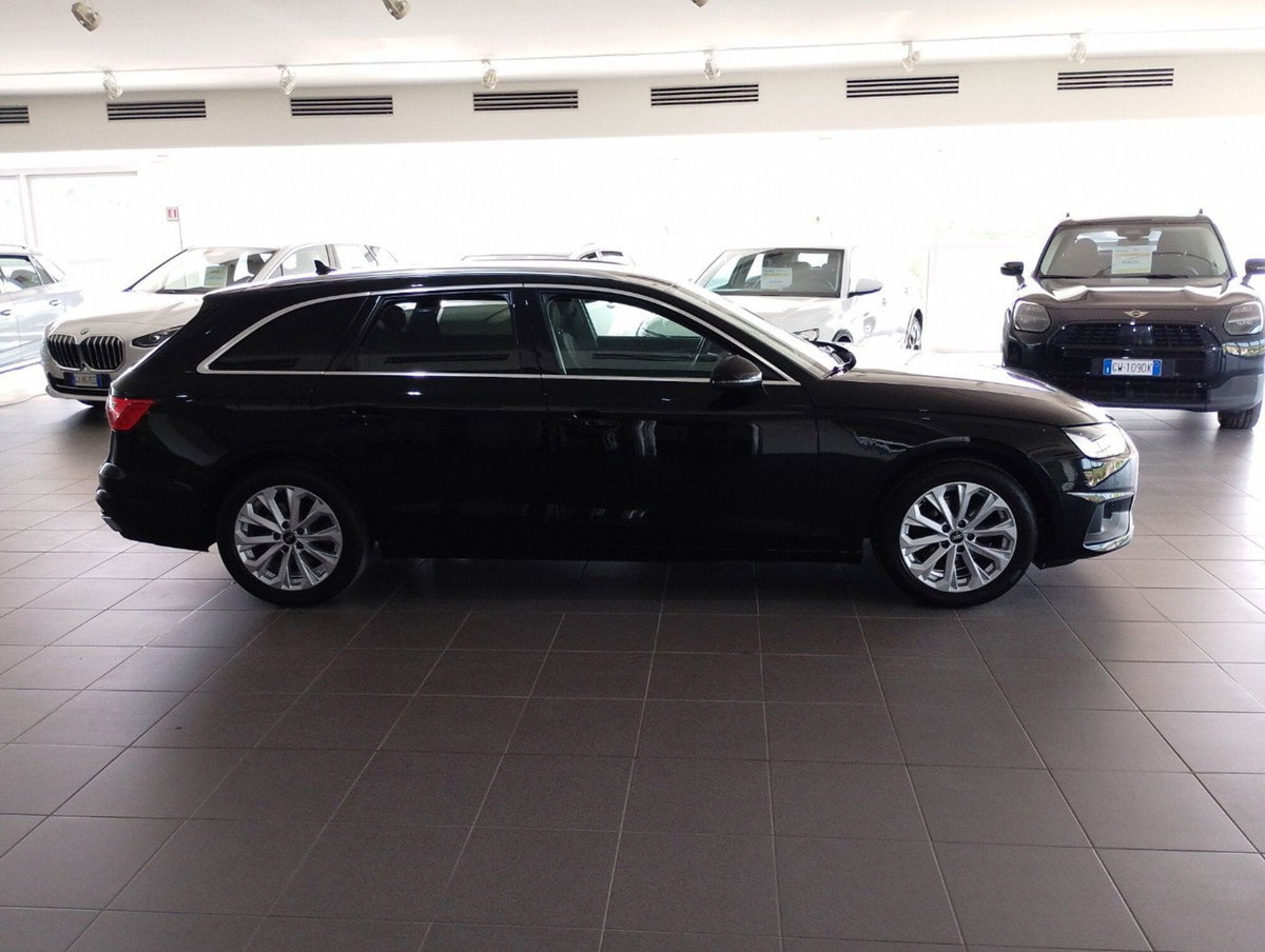 Audi A4 Avant 30 TDI S tronic Business (6)