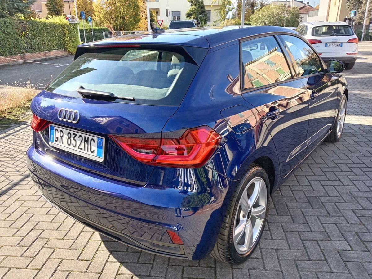 Audi A1 Sportback 25 TFSI S tronic Admired (10)