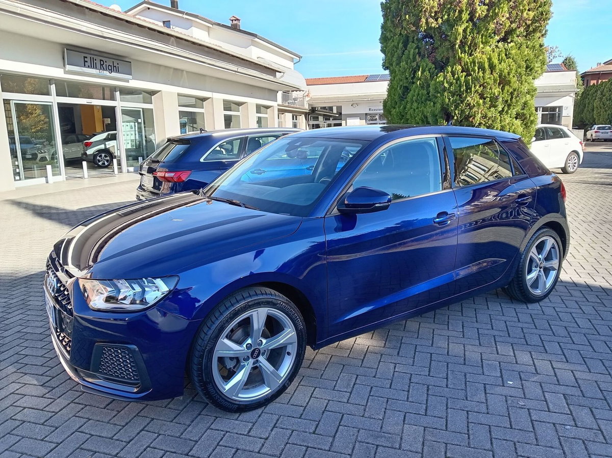 Audi A1 Sportback 25 TFSI S tronic Admired (15)