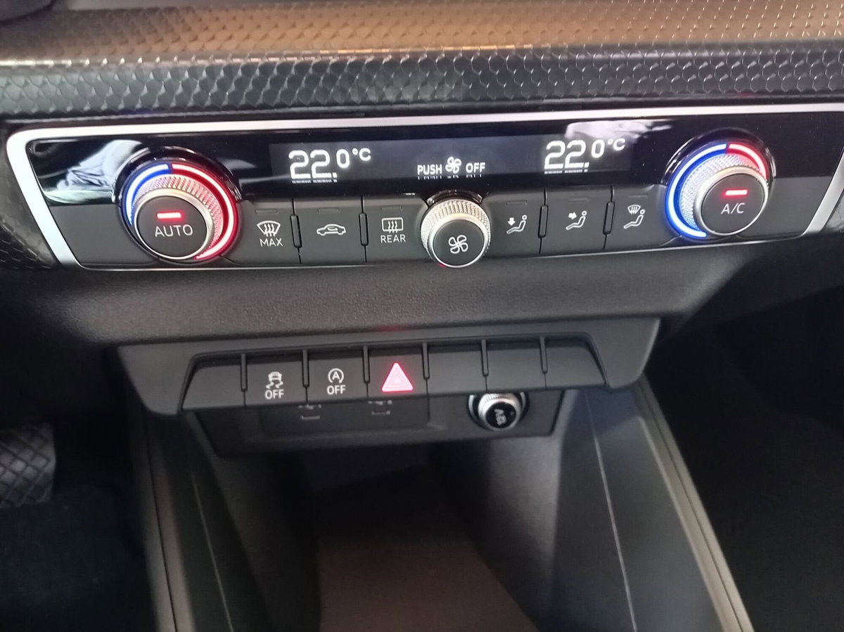 Audi A1 Sportback 25 TFSI S tronic Admired (17)