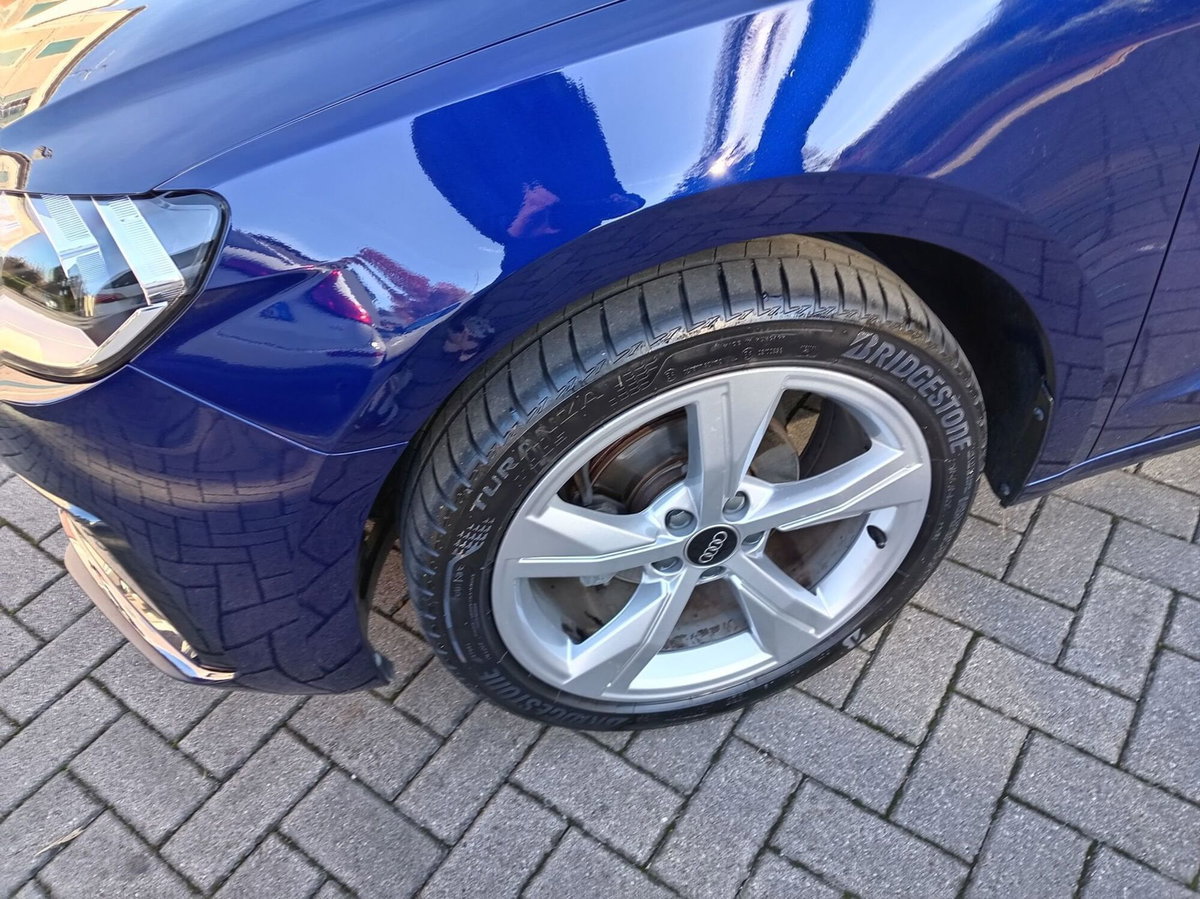 Audi A1 Sportback 25 TFSI S tronic Admired (3)
