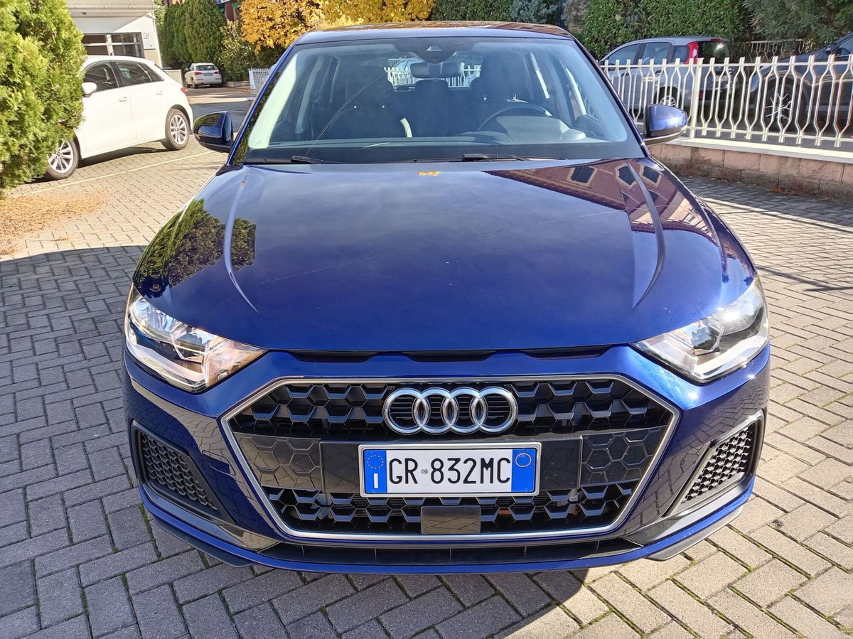 Audi A1 Sportback 25 TFSI S tronic Admired (8)
