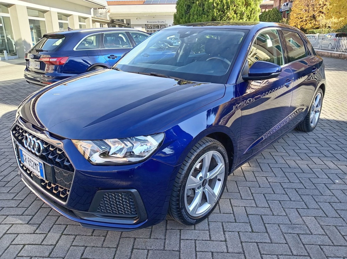 Audi A1 Sportback 25 TFSI S tronic Admired (9)