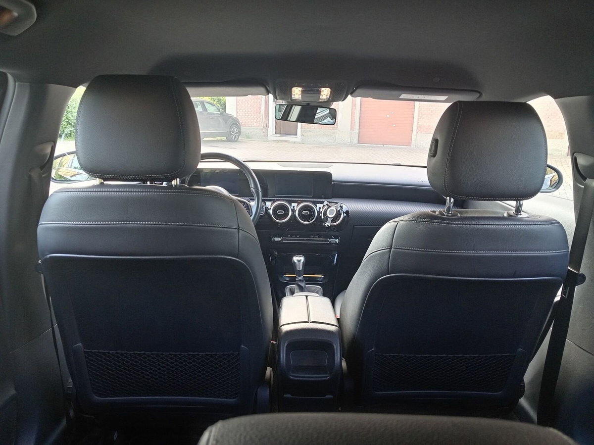 Mercedes-Benz Classe A 180 d Business (16)