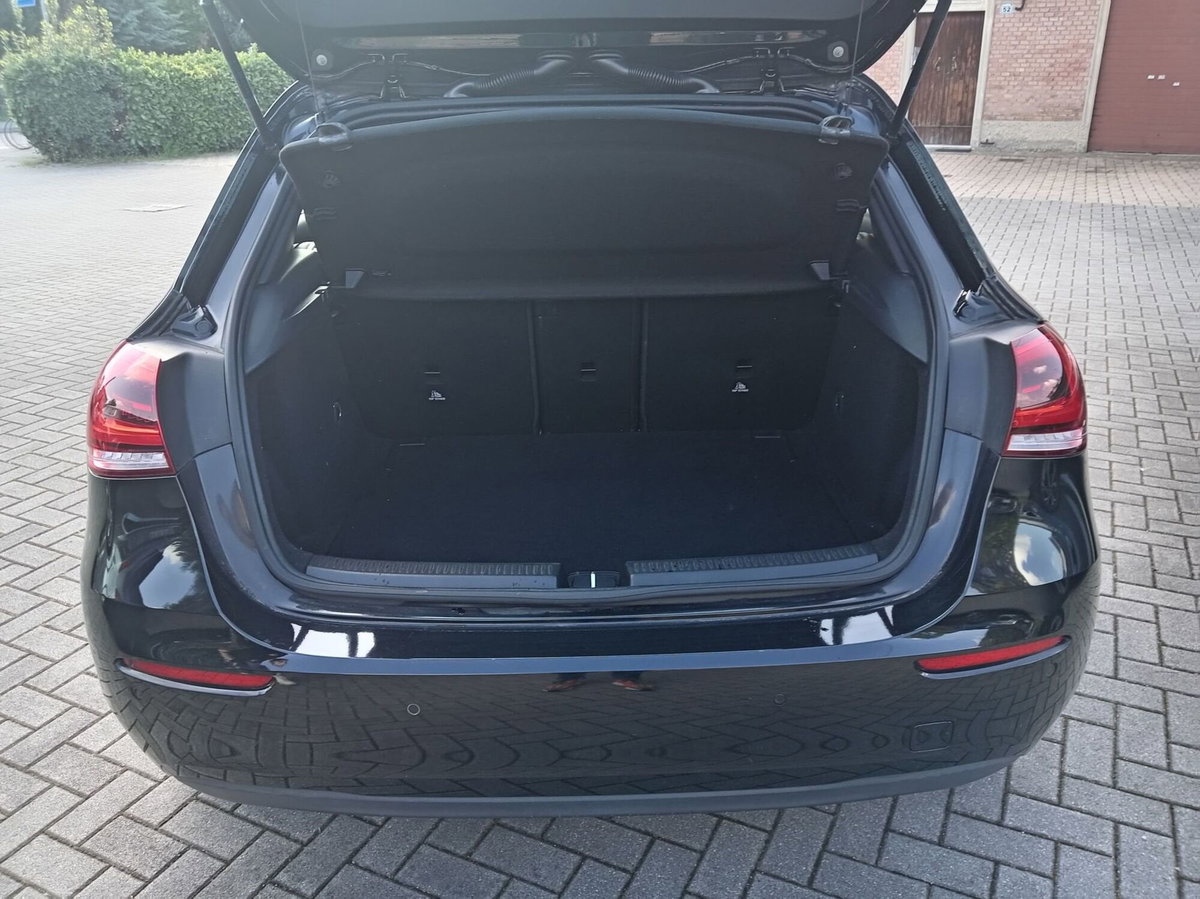 Mercedes-Benz Classe A 180 d Business (19)