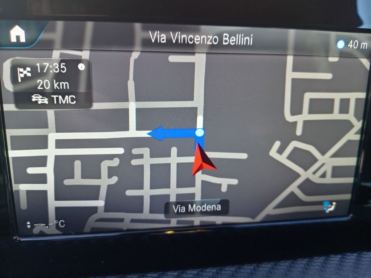 Mercedes-Benz Classe A 180 d Business (3)